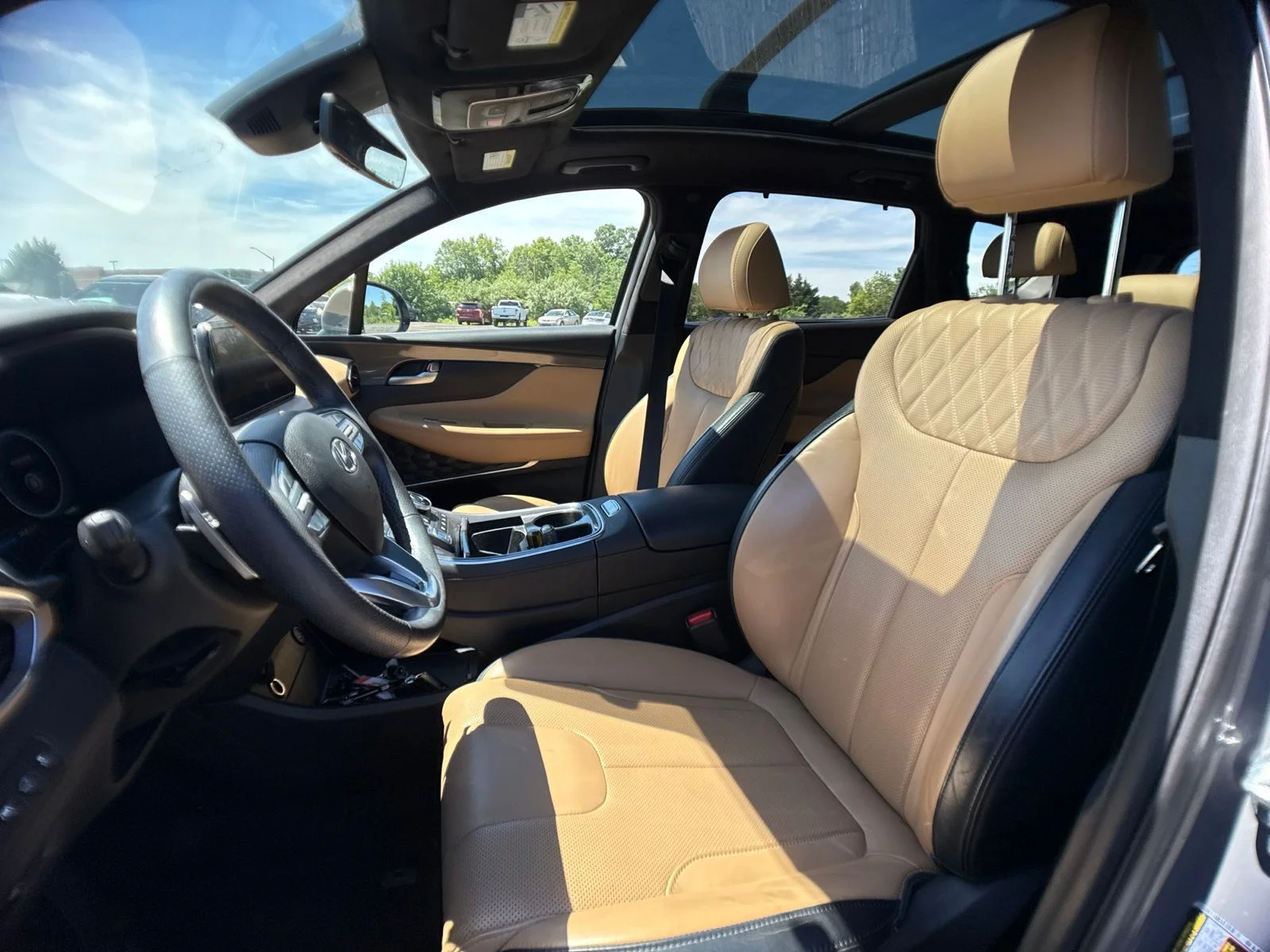 Used 2023 Gray Hyundai Calligraphy image 10