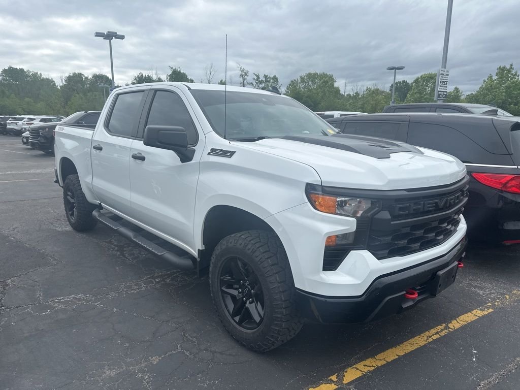 2023 Chevrolet Silverado 1500 Custom Trail Boss 4X4 Crew Cab Short Box's photo