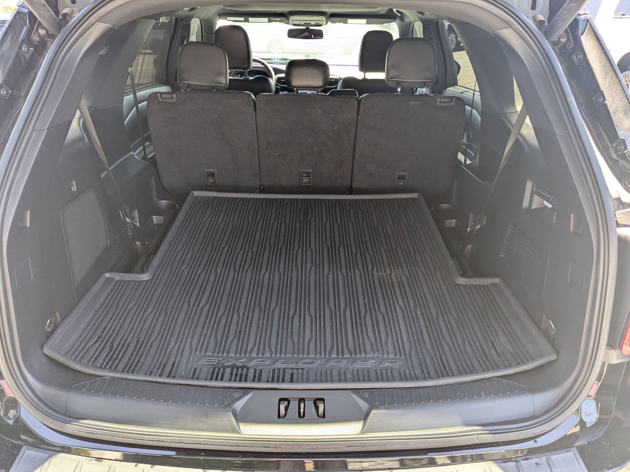 Used 2021 Blue Ford ST image 30