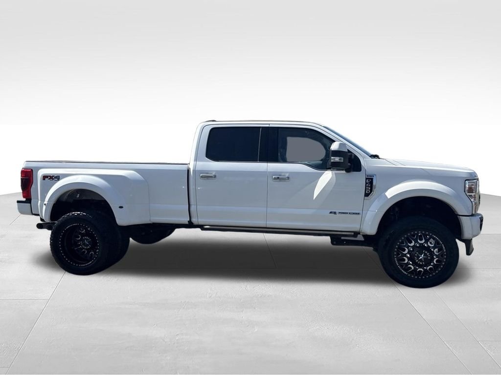 Used 2021 White Ford Limited image 5