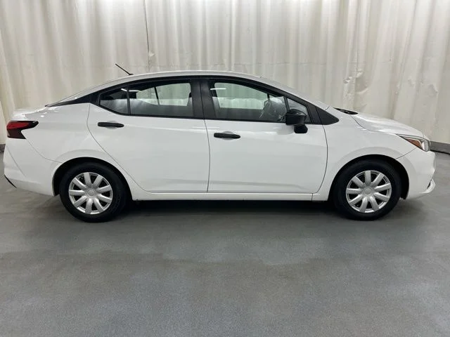 Used 2021 White Nissan 1.6 S image 6