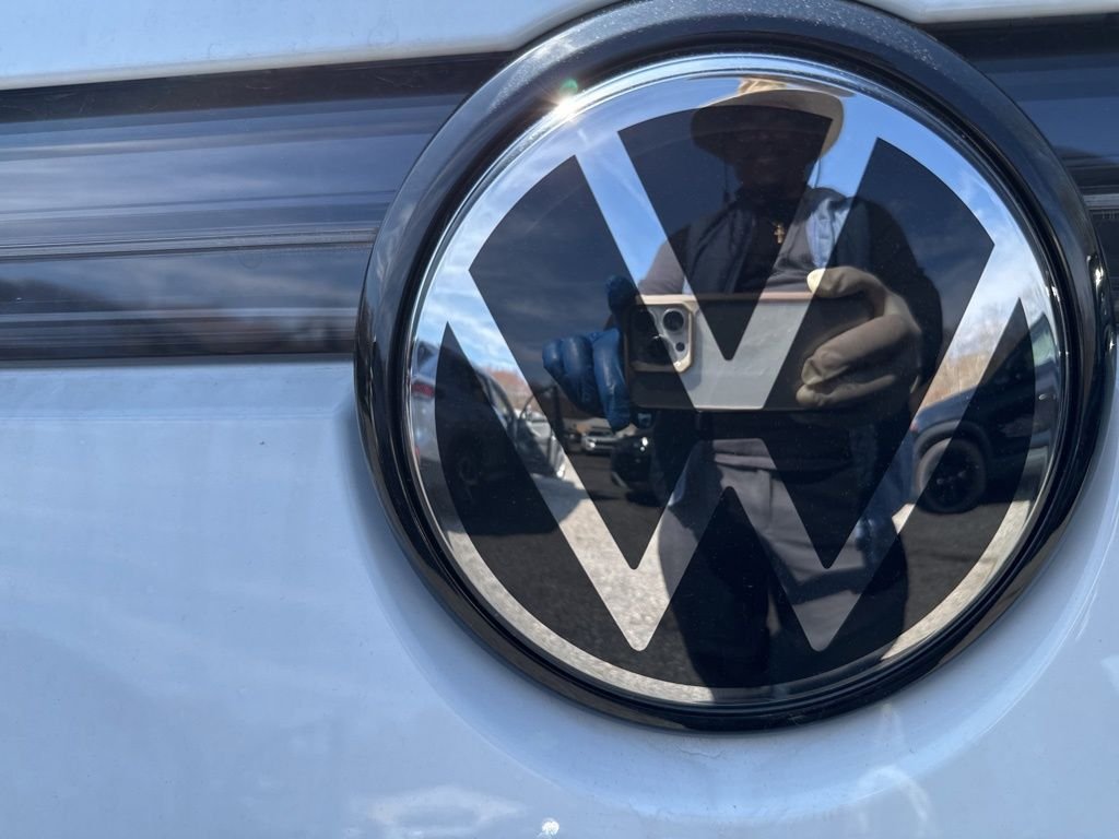 New 2025 White Volkswagen 2.0T S image 27