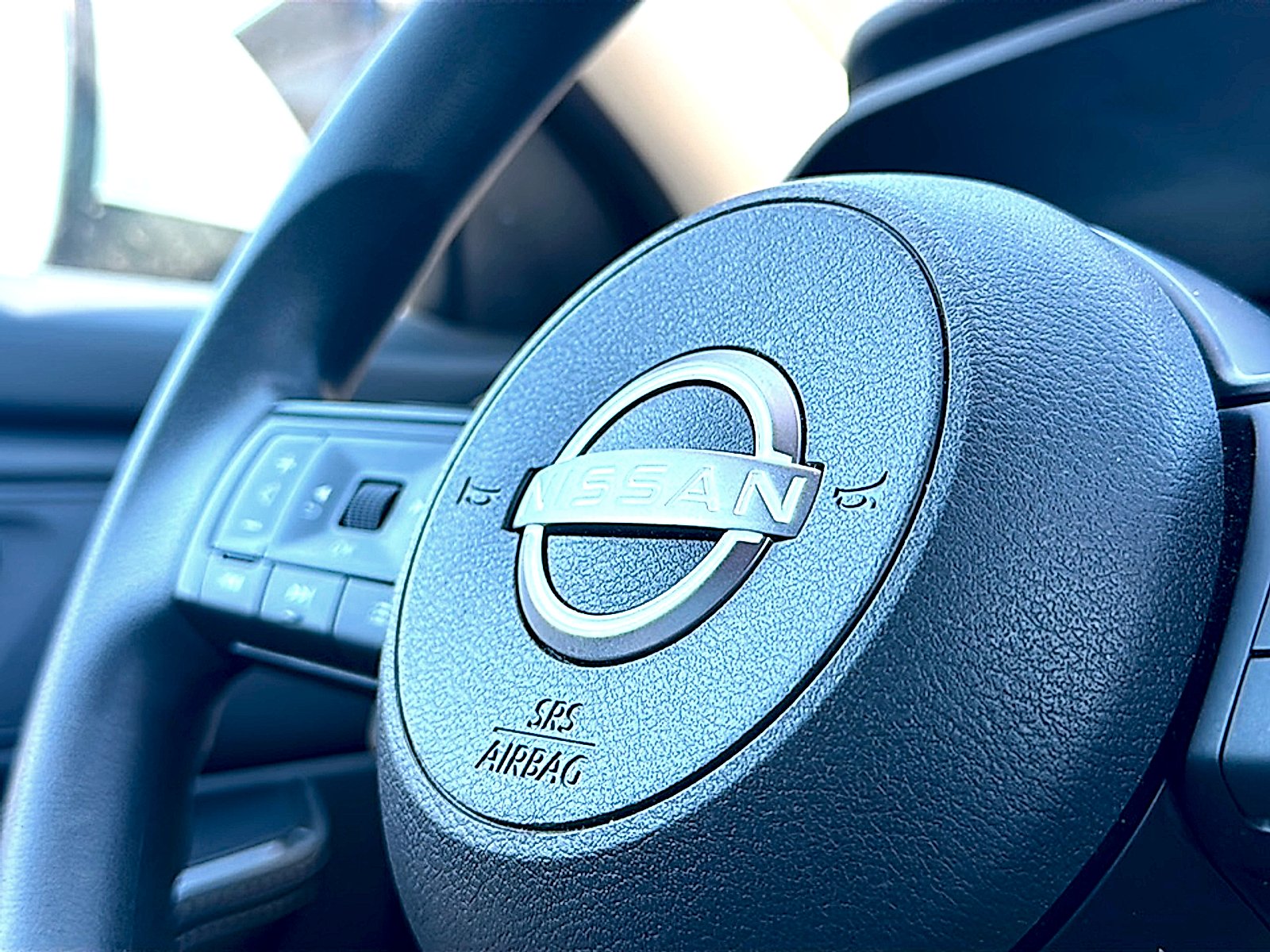 Used 2024 Brilliant Silver Metallic Nissan SV FWD image 30