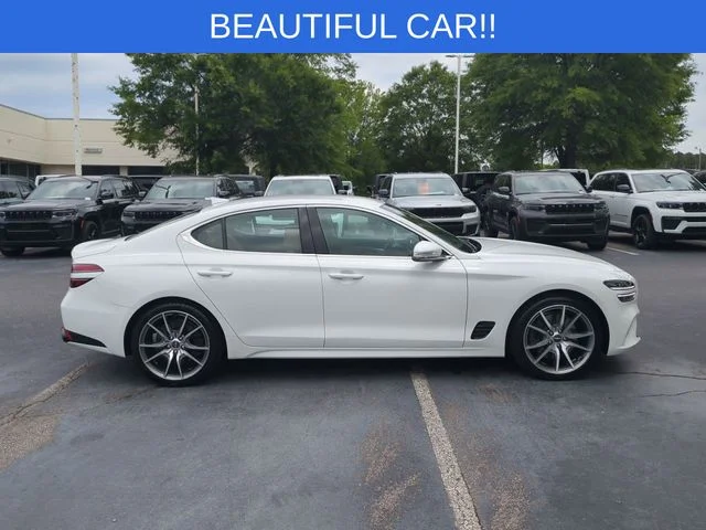 Used 2022 White Genesis 3.3T image 6