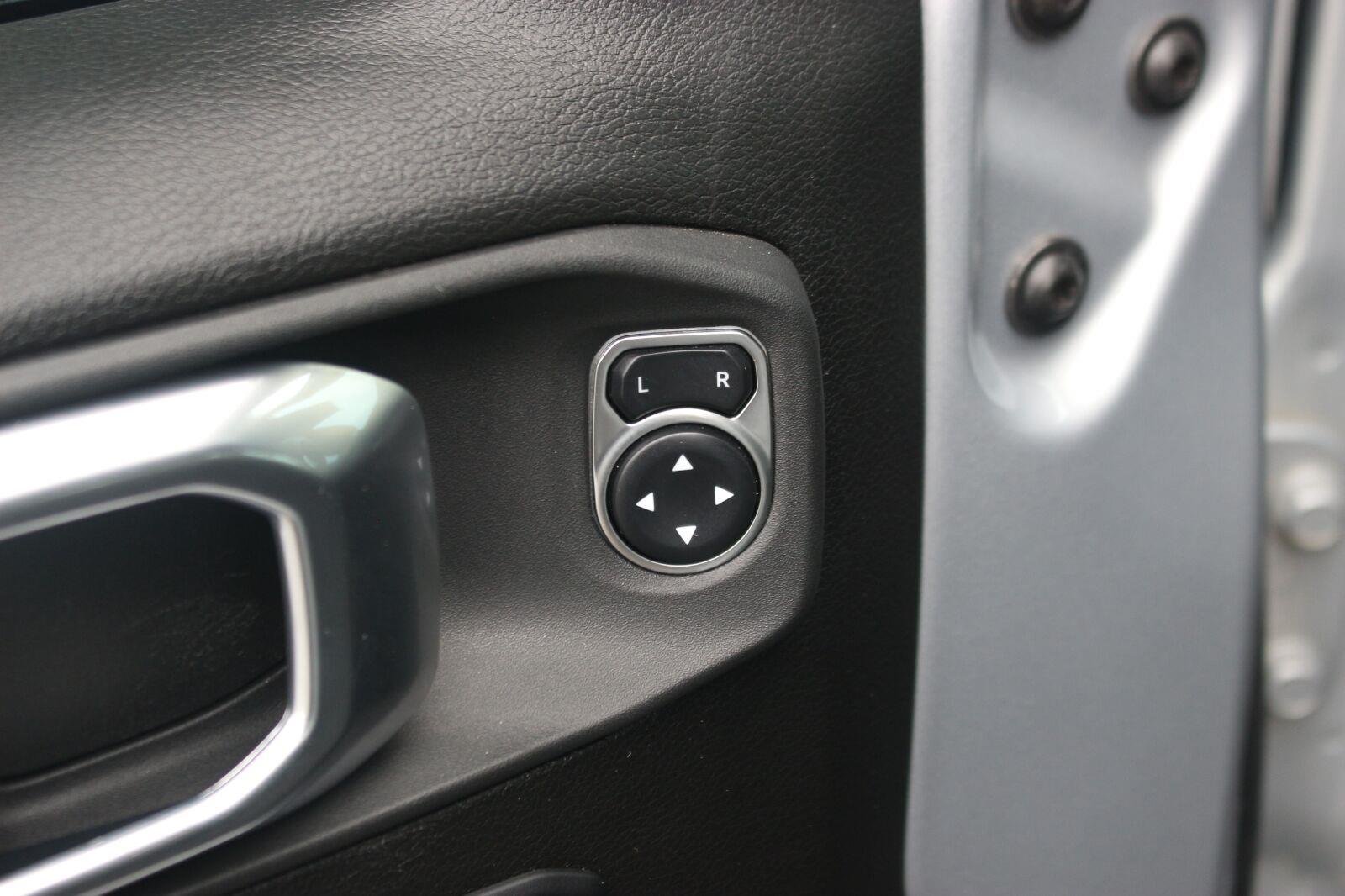Used 2024 White Jeep Rubicon image 14