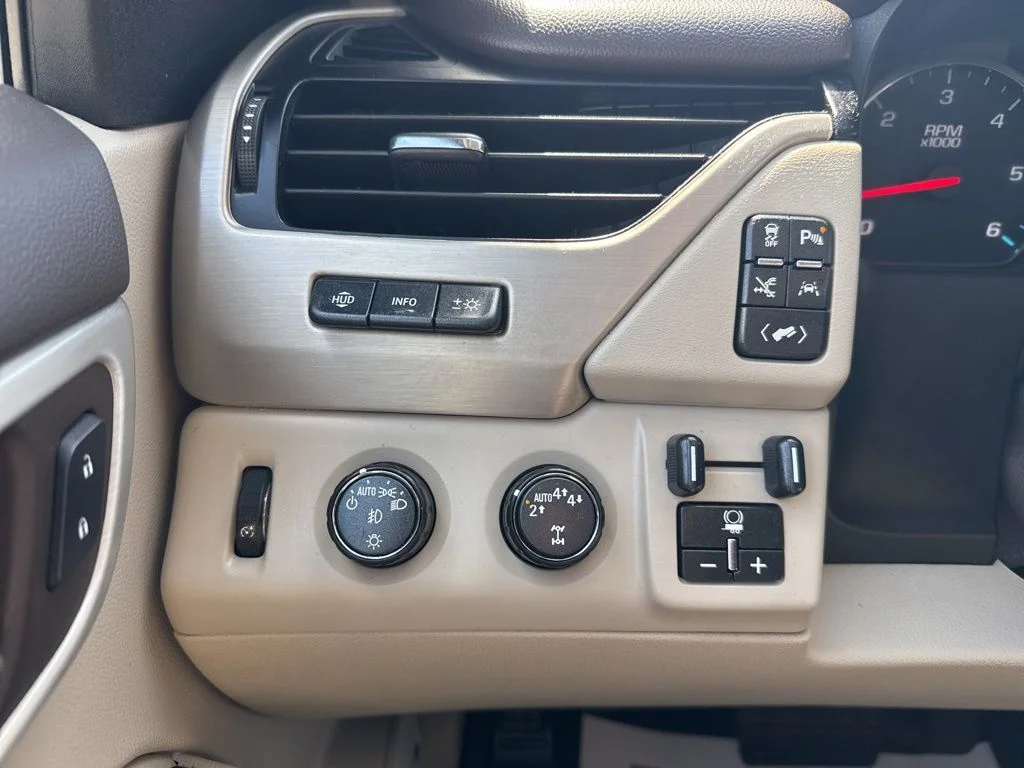 Used 2020 Blue GMC Denali image 16