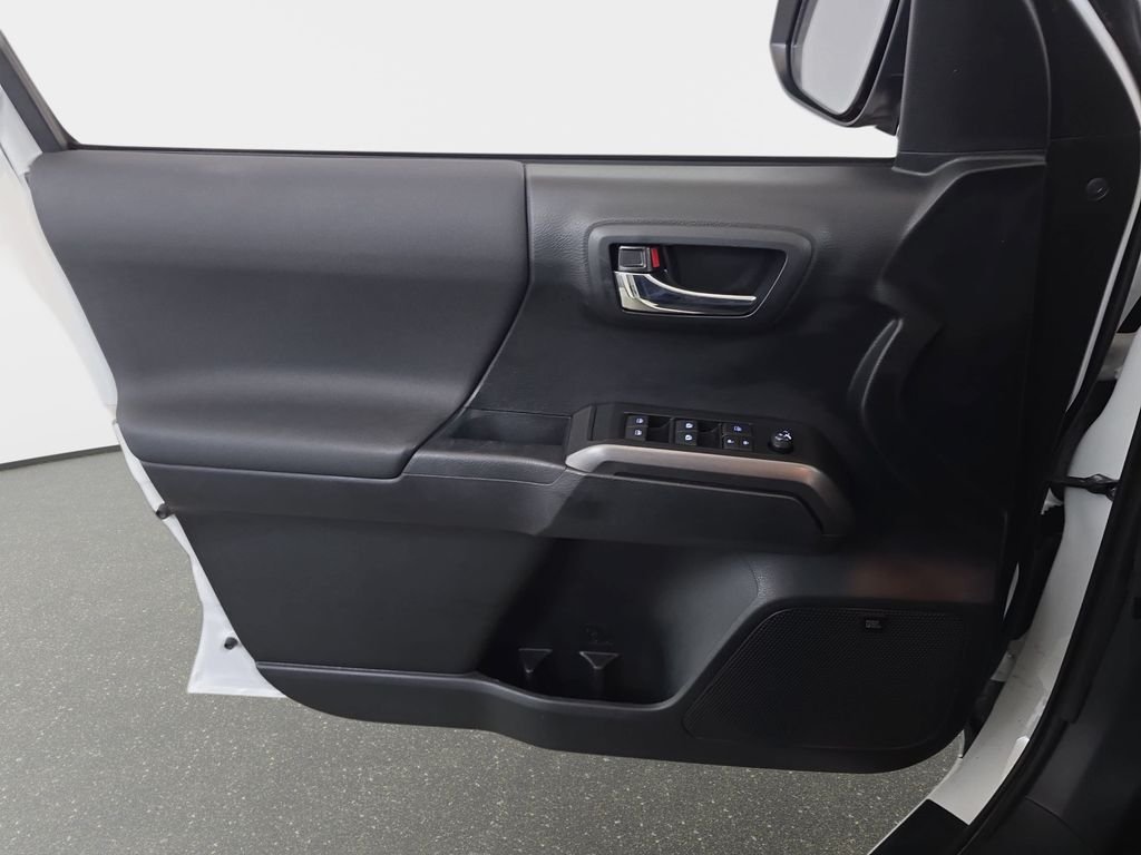 Used 2019 Super White Toyota TRD Pro image 29