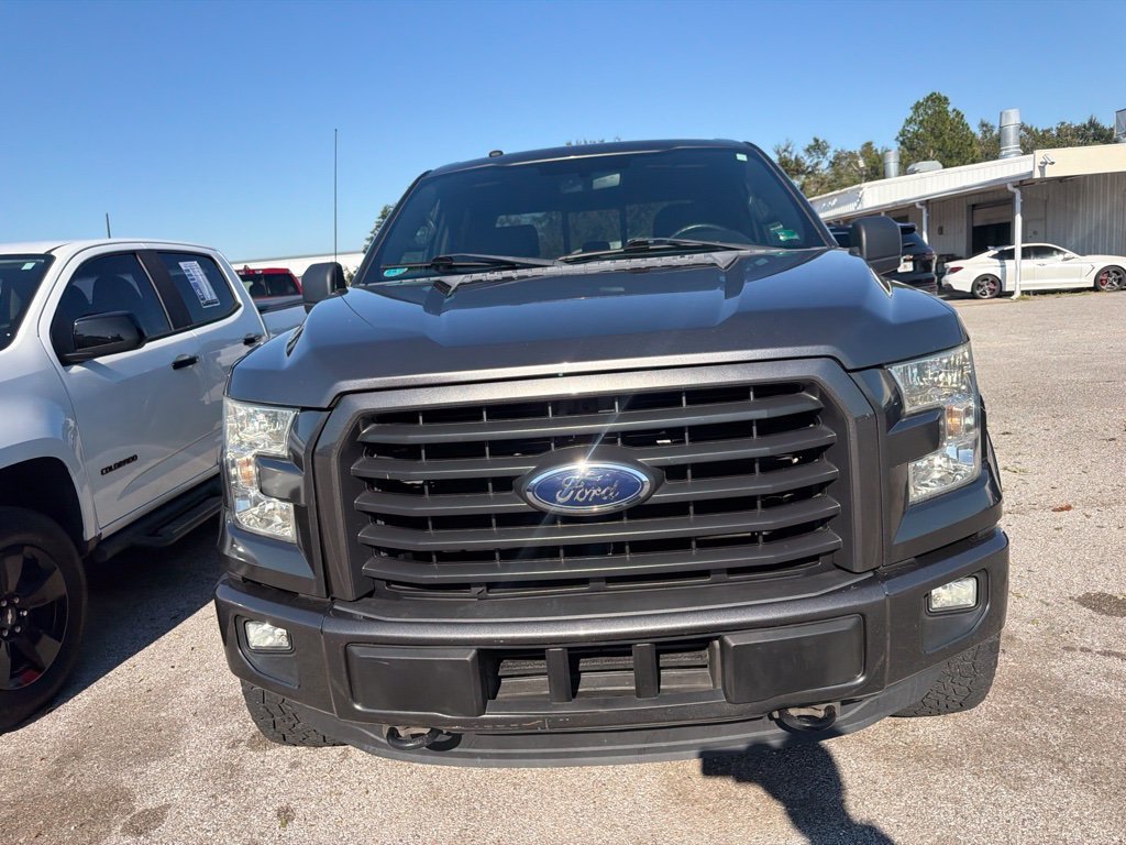Used 2016 Gray Ford XLT image 2