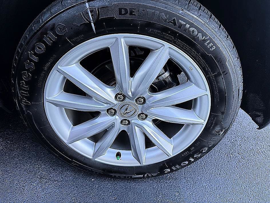 Used 2021 White Acura Base image 27