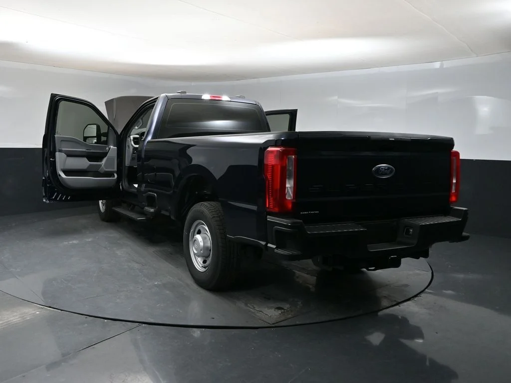 2025 Ford F-250 Super Duty XL - Photo 38