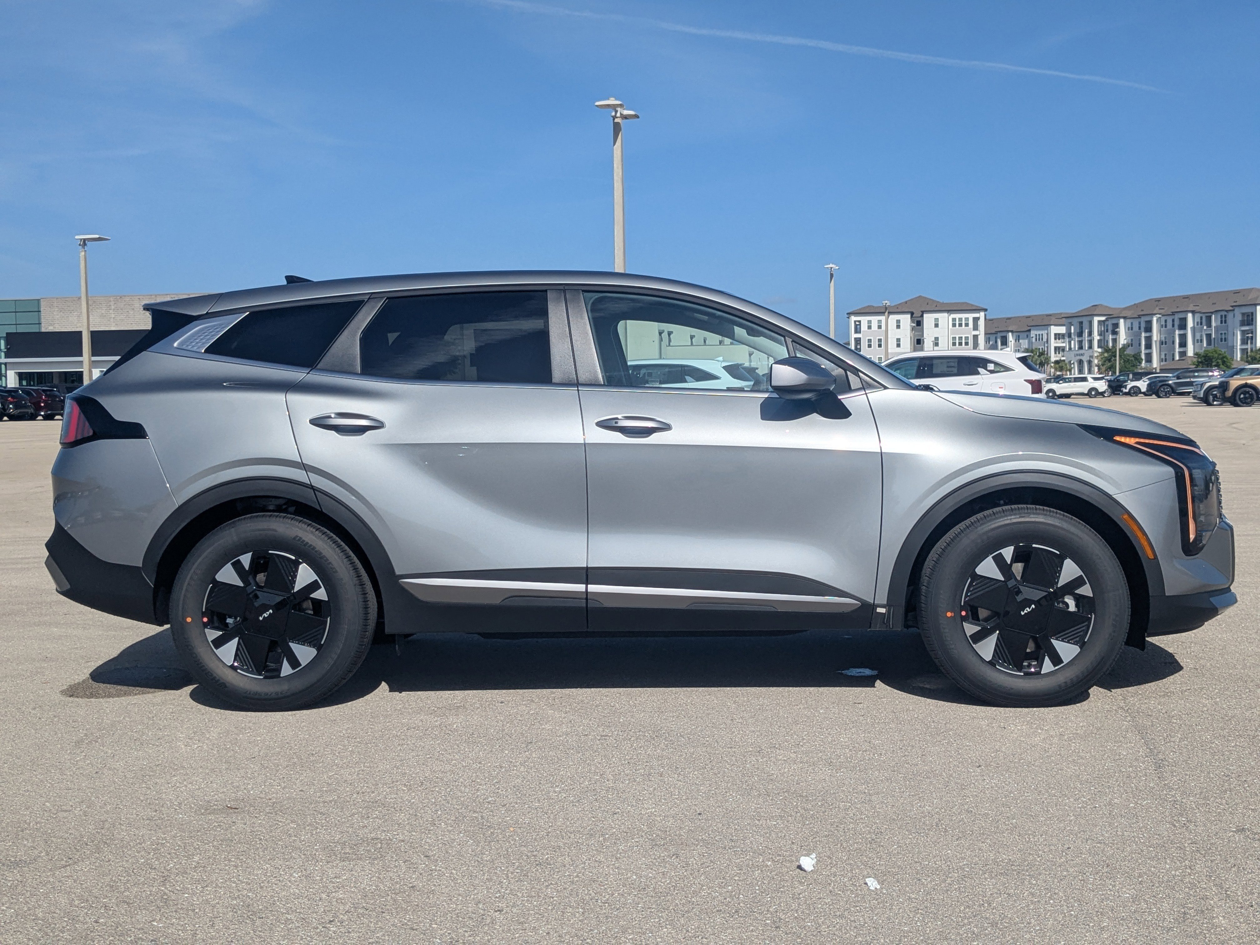New 2026 Steel Gray Kia LX image 4
