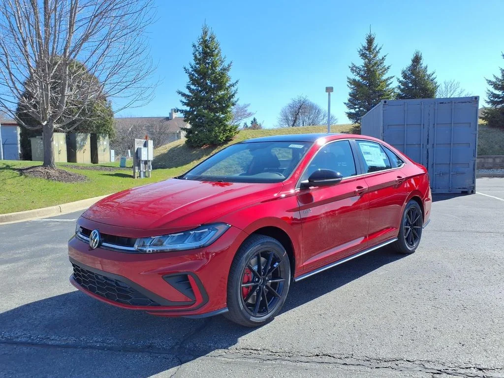 New 2026 Kings Red Metallic w/Deep Black Roof Volkswagen 2.0T Autobahn image 5