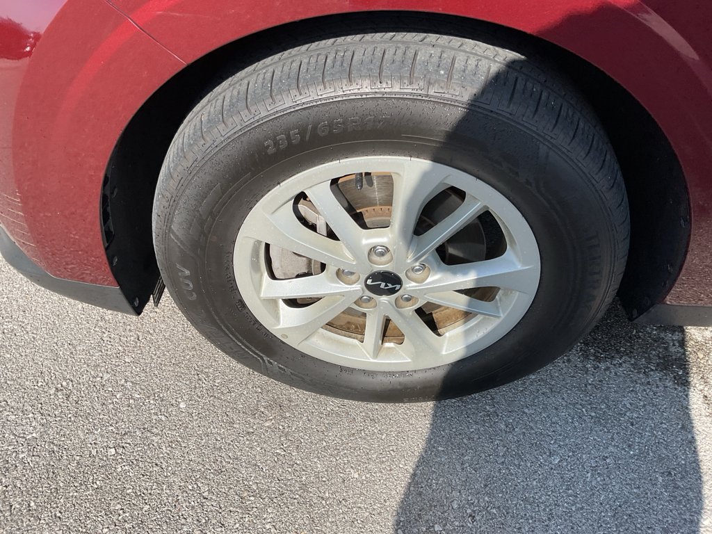 Certified Used 2024 Flare Red Kia LX image 5