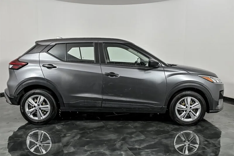 Used 2024 Gun Metallic Nissan S image 10