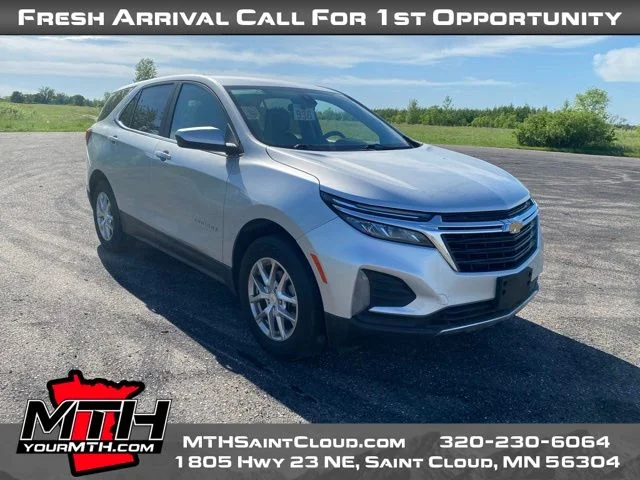Used 2022 Silver Chevrolet LT image 2