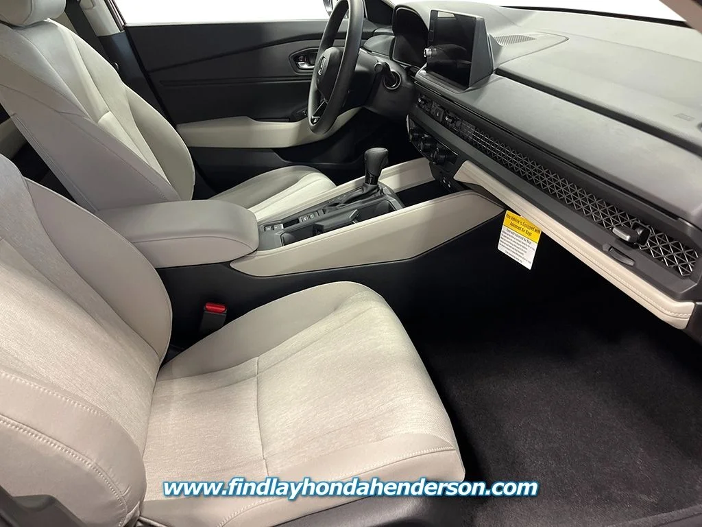 New 2026 Platinum White Pearl Honda SE image 28