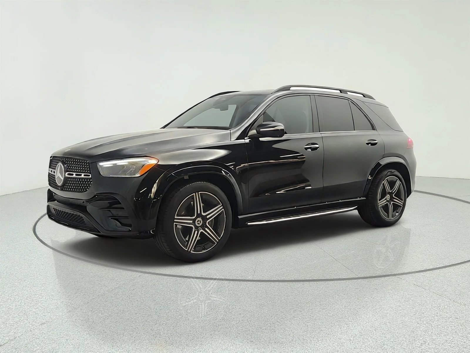 Used 2024 Emerald Green Metallic Mercedes-Benz GLE 350 4MATIC® SUV image 1