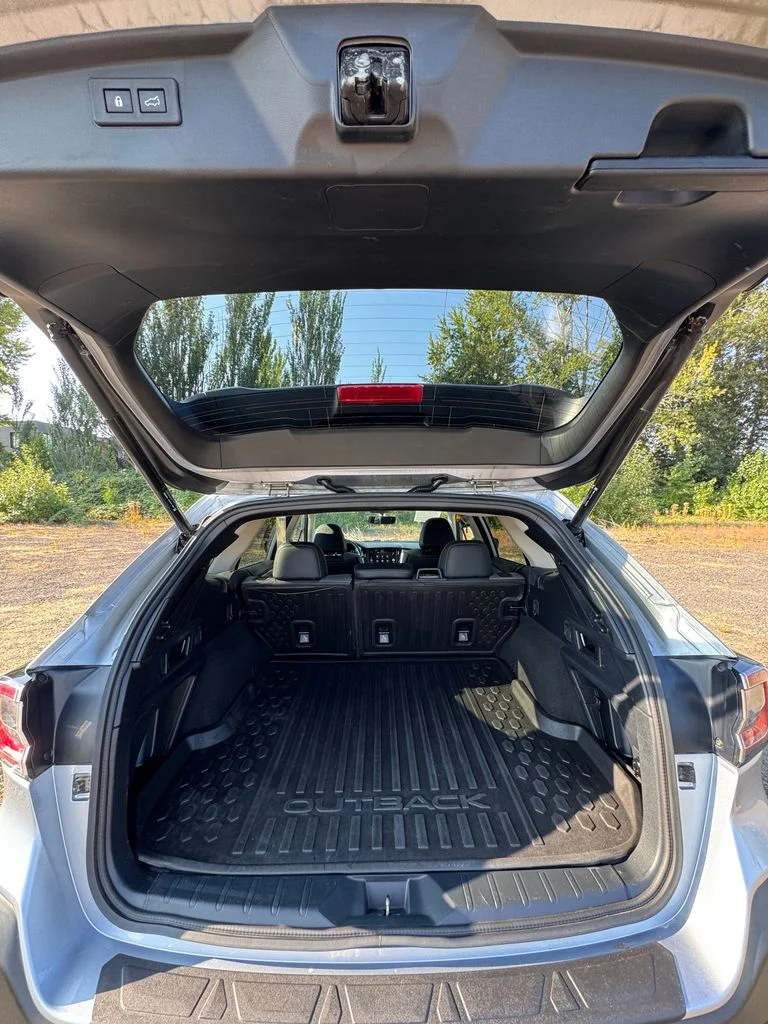 Used 2020 Silver Subaru Onyx Edition XT image 9