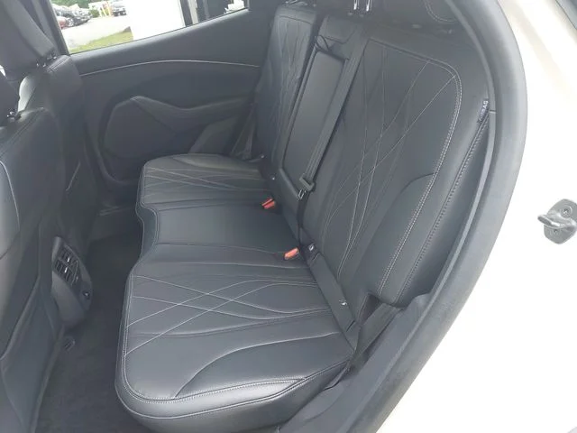 Used 2025 Beige Ford Select image 14