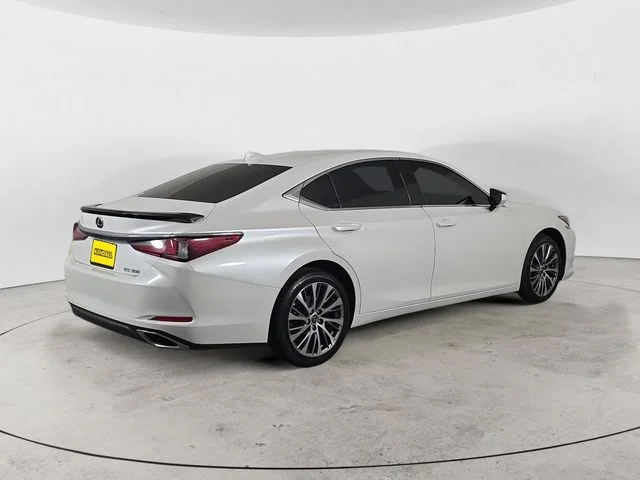 Used 2019 White Pearl Lexus 350 image 5