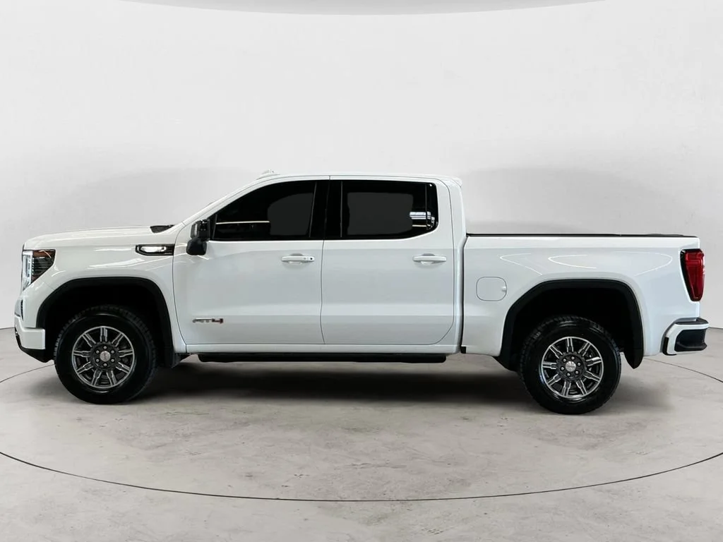 Used 2024 Summit White GMC AT4 image 8