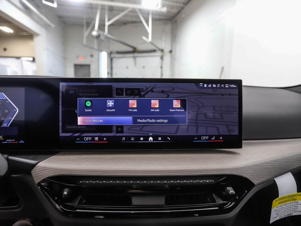 2025 BMW 3 Series 330i - Photo 13