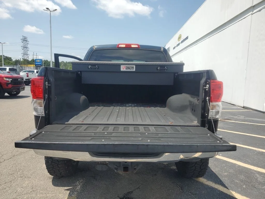 Used 2012 Black Toyota Grade image 18
