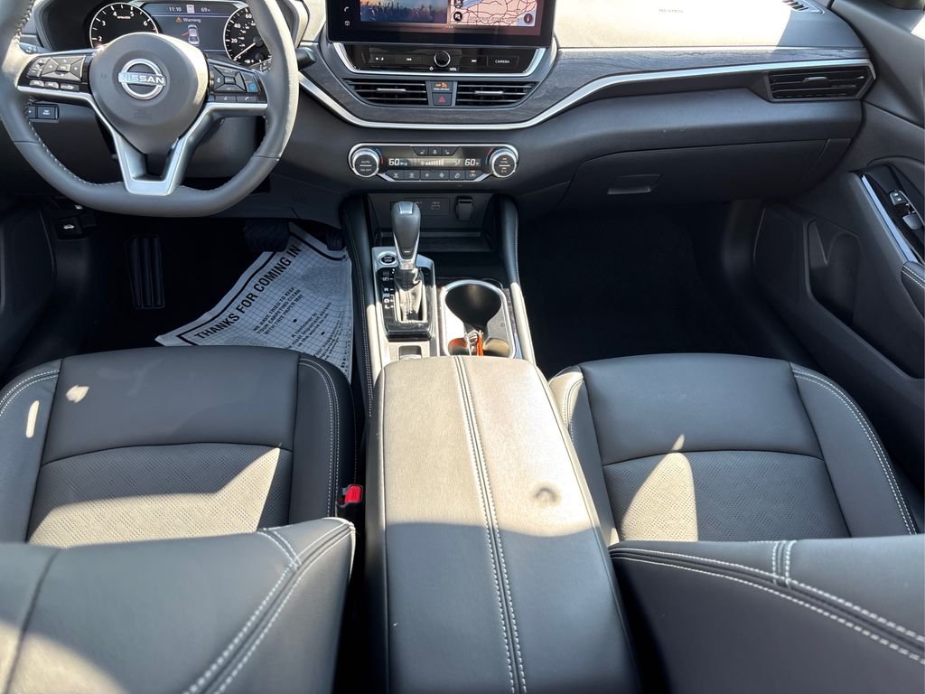 2025 Nissan Altima SL - Photo 21