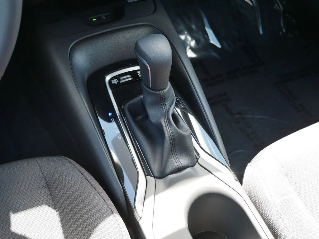 New 2026 Ice Cap Toyota  SE image 9