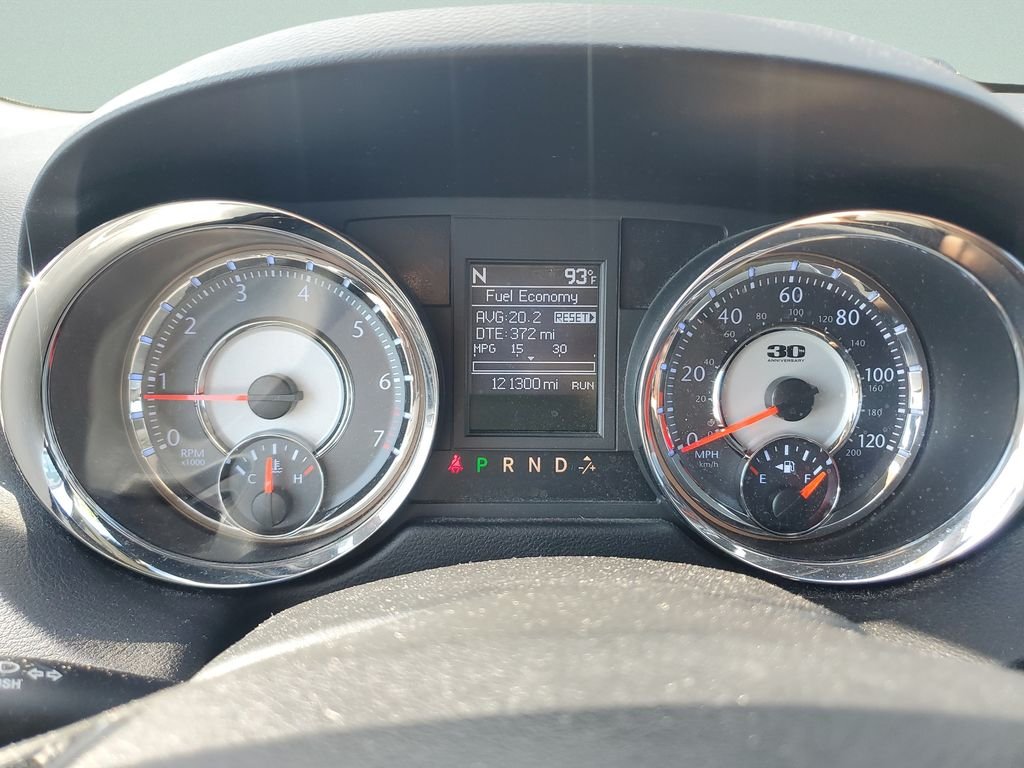 2014 Chrysler Town & Country Touring-L - Photo 21