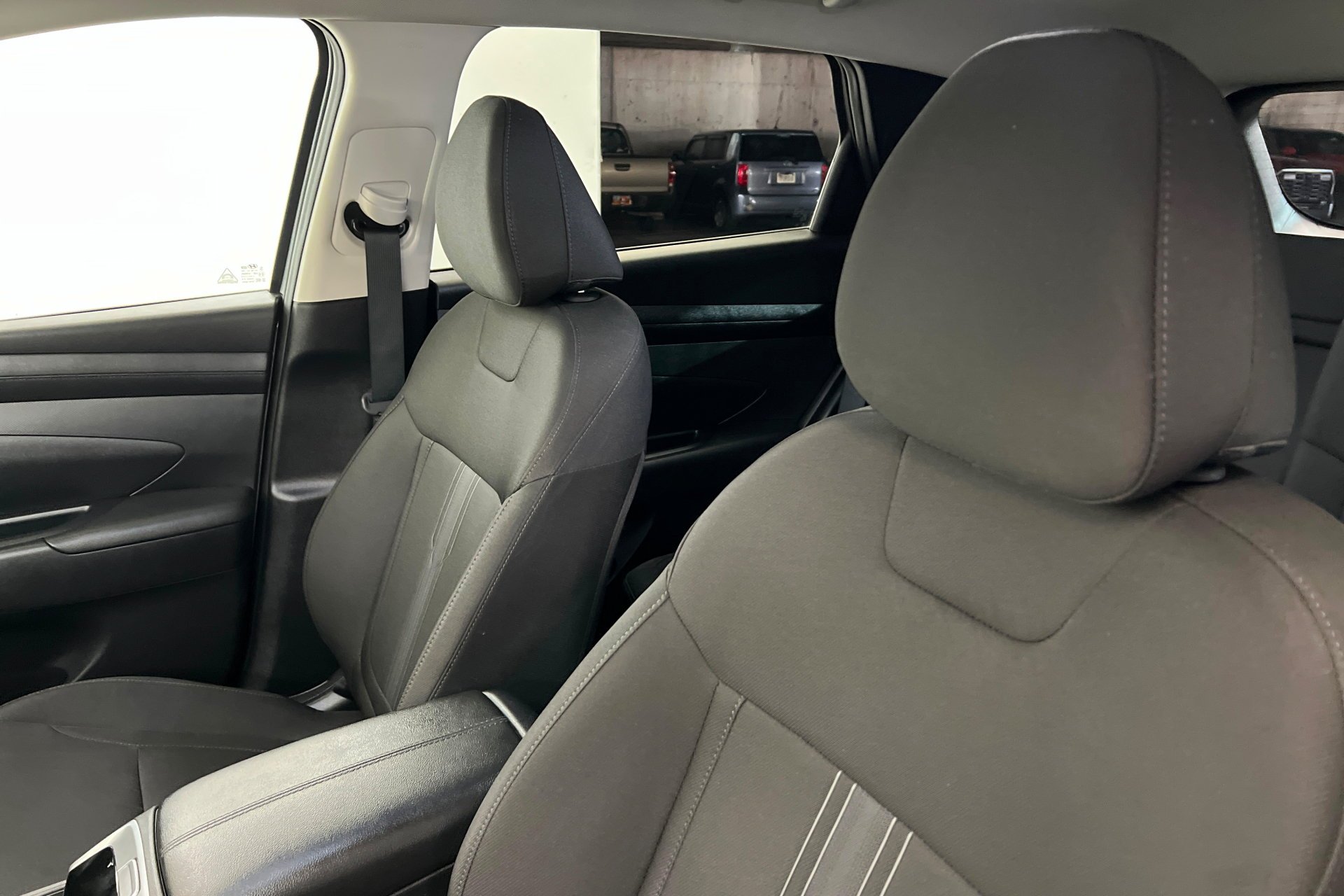 Used 2025 Shimmering Silver Hyundai SEL image 18