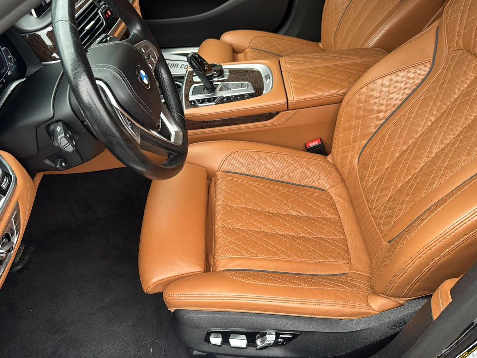 Used 2021 Dark Graphite Metallic BMW 745e xDrive image 29