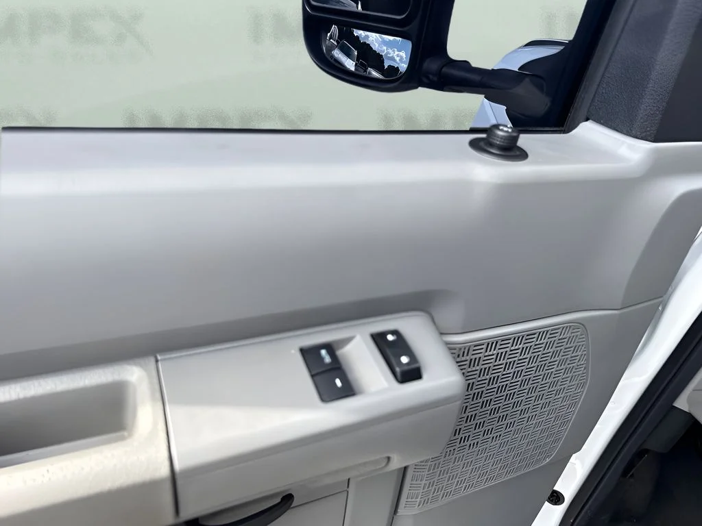 Used 2024 White Ford Base image 18