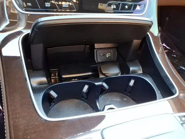 Used 2023 White Mercedes-Benz 4MATIC® image 27