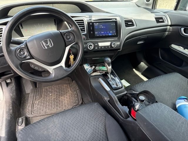 Used 2015 Gray Honda SE image 7
