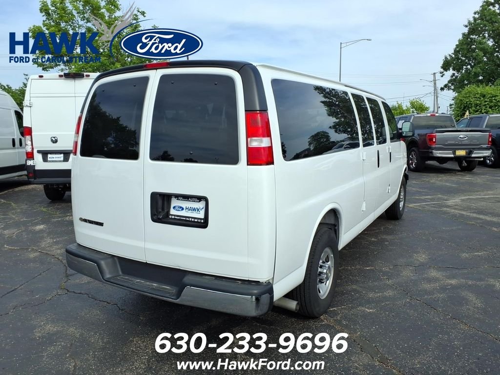 Used 2025 White Chevrolet LT image 7