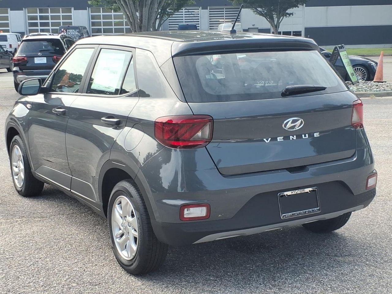 New 2026 Ecotronic Gray Hyundai SE image 10