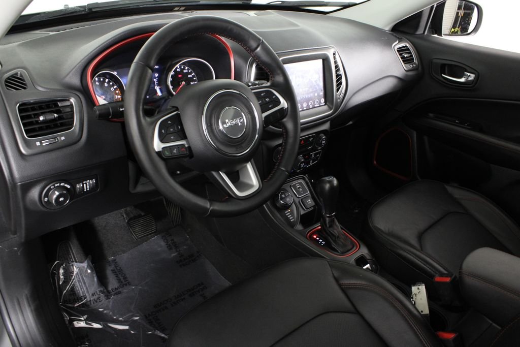 Used 2020 Gray Jeep Trailhawk image 18