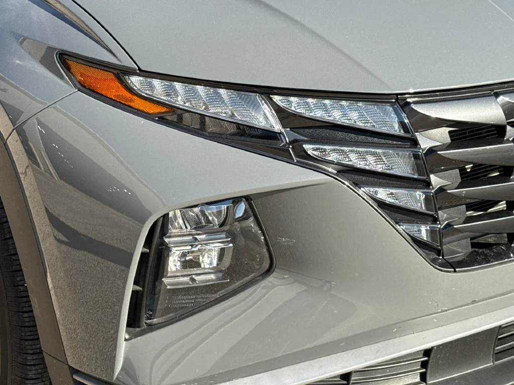 Used 2024 Hampton Gray Hyundai SEL image 4