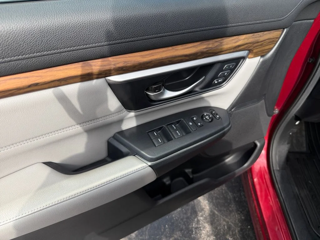 Certified Used 2020 Radiant Red Metallic Honda EX-L image 21