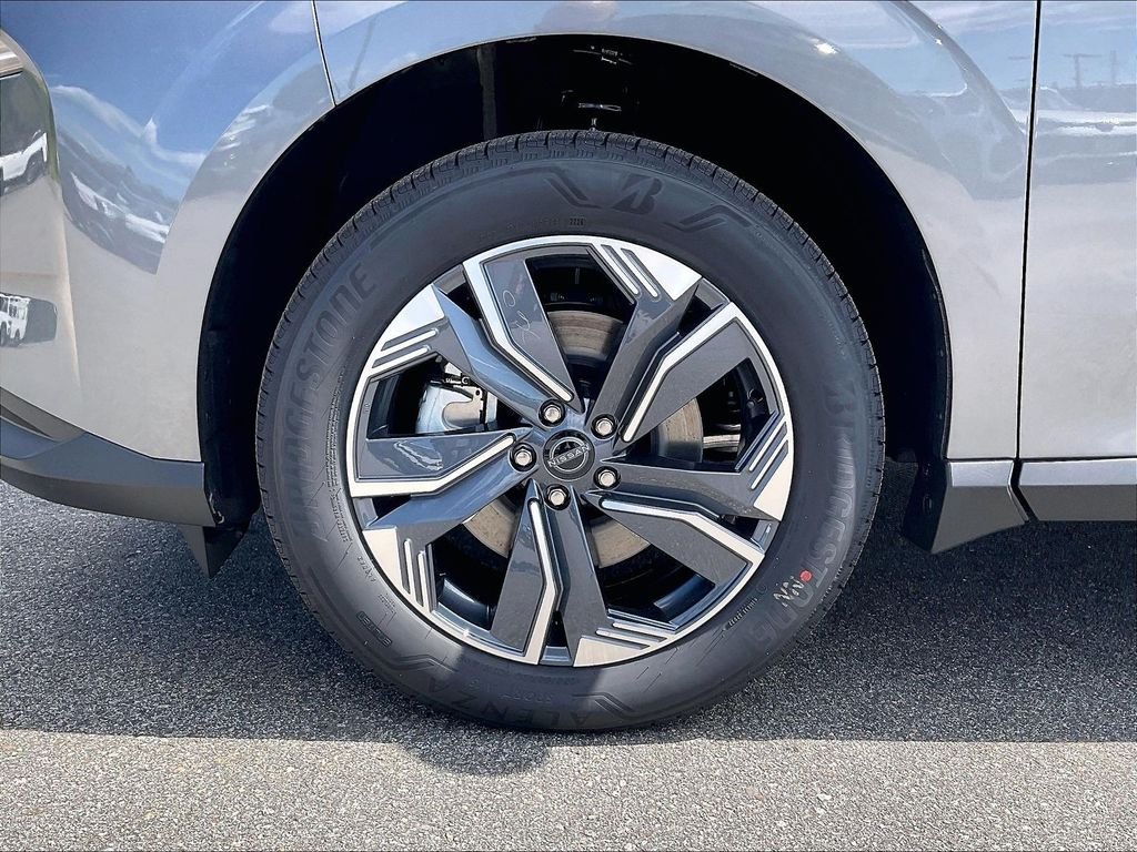 New 2026 Gun Metallic Nissan SL image 8