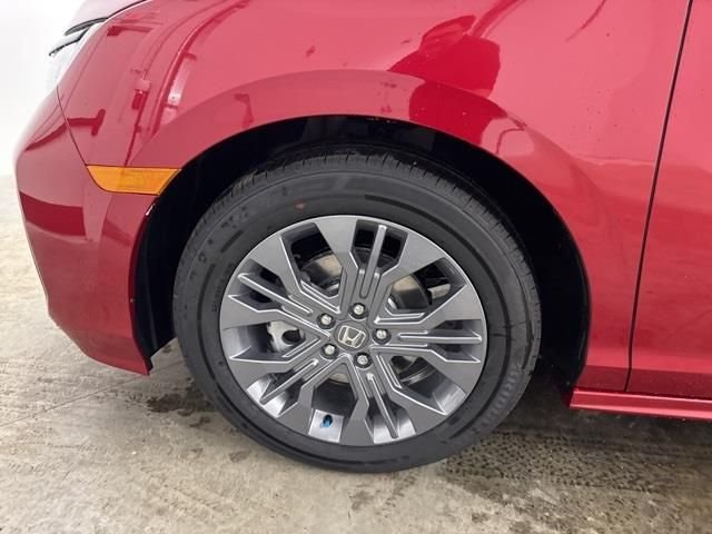 2026 Honda Odyssey Touring - Photo 9