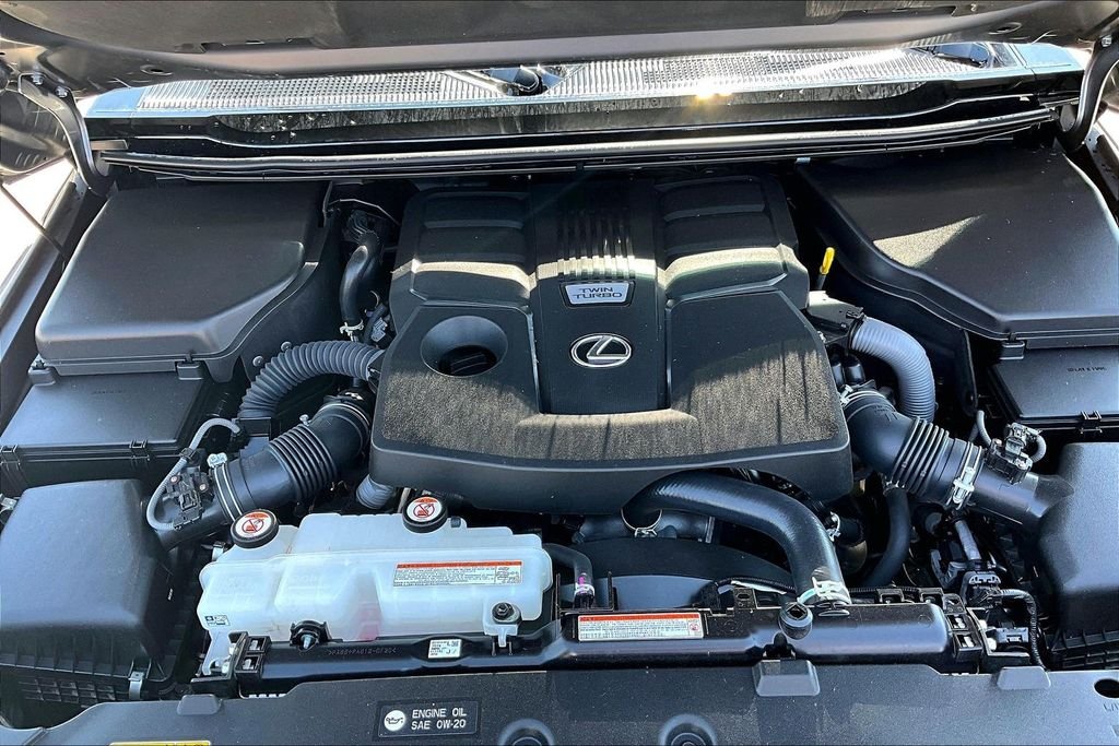 Used 2024 Gray Lexus 550 Luxury+ image 9
