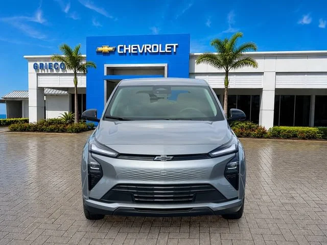 New 2027 Sterling Grey Metallic Chevrolet LT image 2