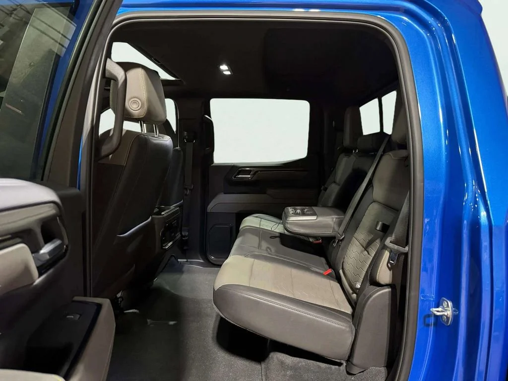 2025 Chevrolet Silverado 1500 ZR2 - Photo 24