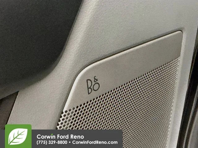 New 2026 Carbonized Gray Metallic Ford XLT image 21