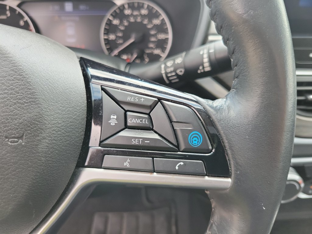 Used 2023 Gray Nissan 2.5 SV image 24