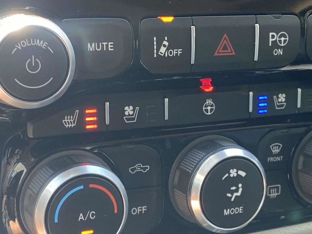 Used 2019 White Ram Laramie image 25