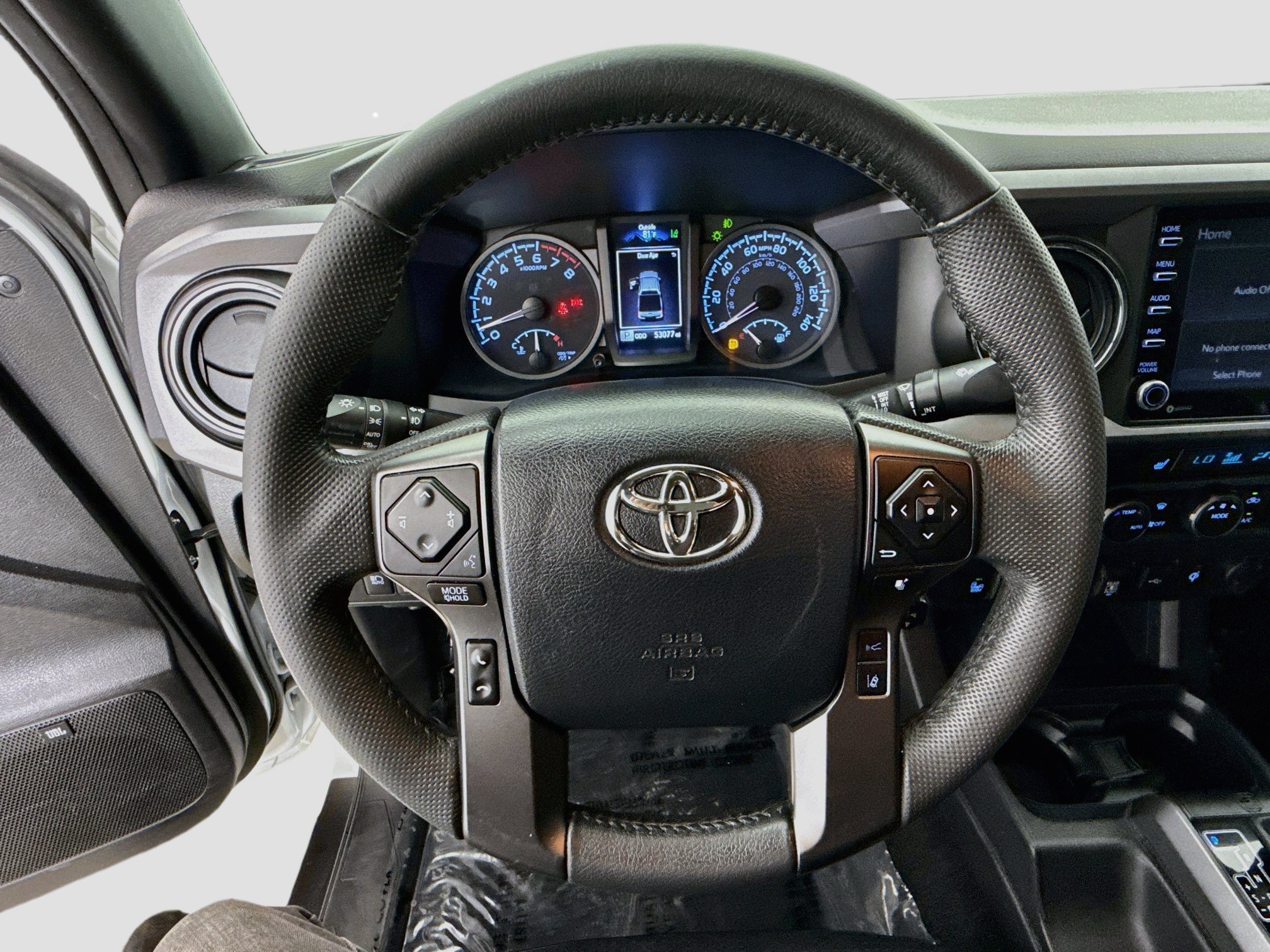Used 2023  Toyota SR image 13