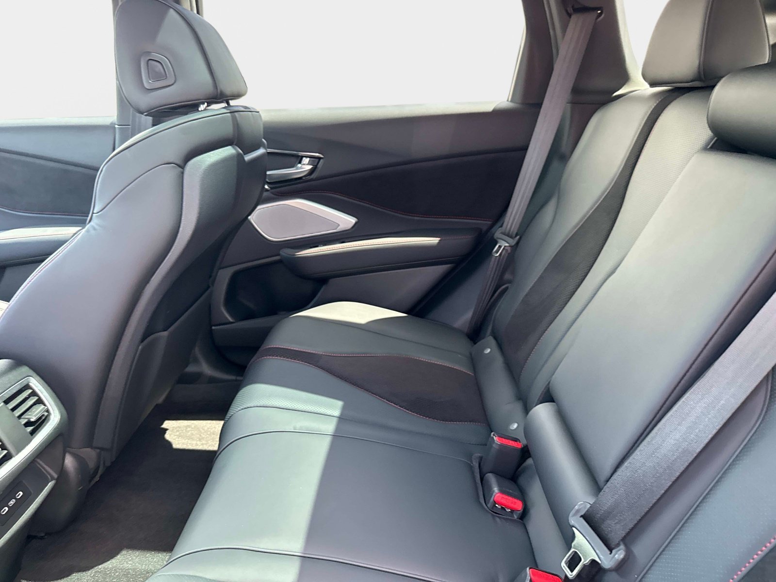 Used 2024 Liquid Carbon Metallic Acura w/A-Spec Package image 13